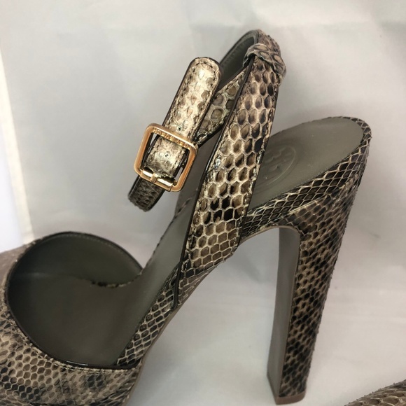 *NEW* Tory Burch Platform Sandals - Picture 3 of 8